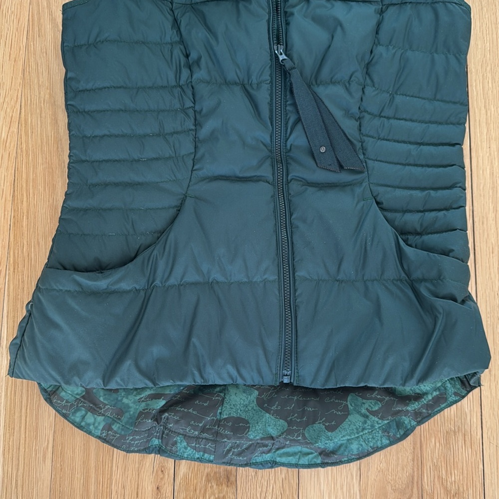 Lululemon forest green light weight polyester filled vest size 6 - Picture 4 of 12